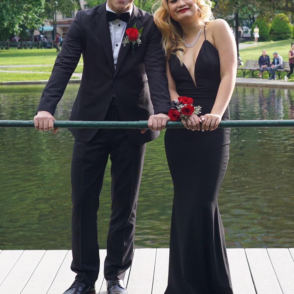 BLACK PROM DRESS!